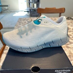 Ghostbuster Reebok Boys size 4